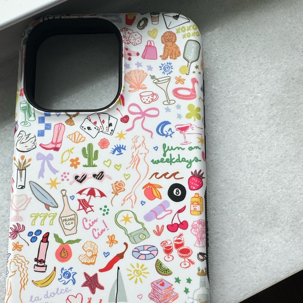 Iphone 15 pro max case
Casely
MagSafe
brand new